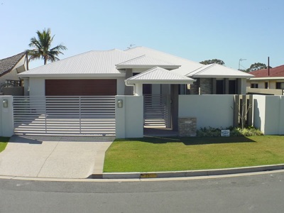 Capri Grande home — front/exterior
