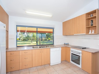 Cooloola-Rainbow Beach home, photo 10