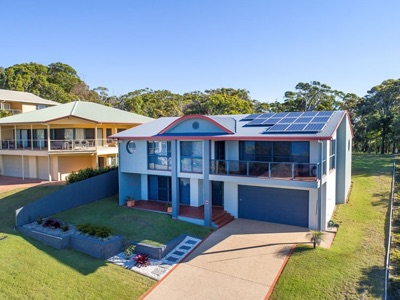 Cooloola-Rainbow Beach home, photo 2