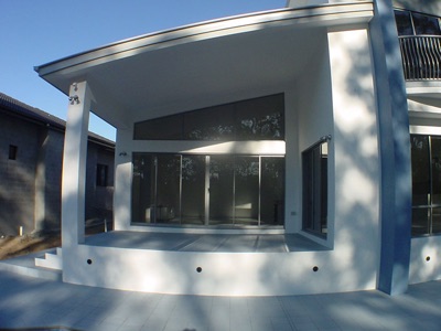 Corvus - Robina home — outdoor/pool