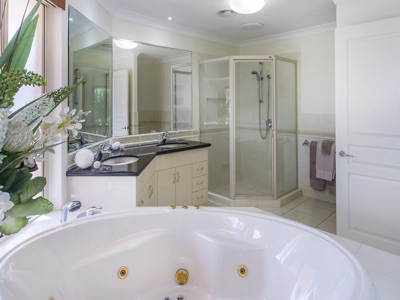 Fernlea-Hope Island home, photo 16