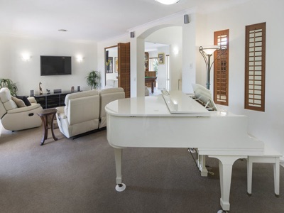 Fernlea-Hope Island home, photo 7