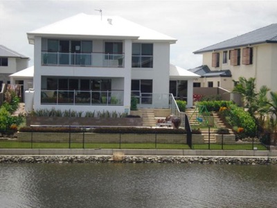 Ferrymans - Riverlinks home — rear/exterior