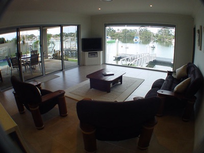 Lindsay-Paradise Point home — living/lounge
