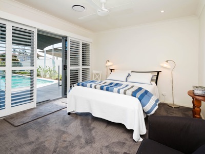 Lindsay-Paradise Point home, photo 4