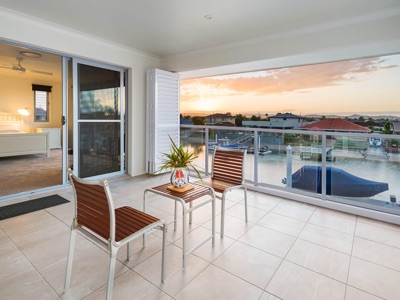 Lindsay-Paradise Point home, photo 11