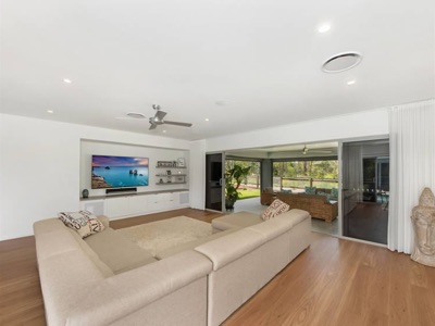 Lone Pine home, photo 6