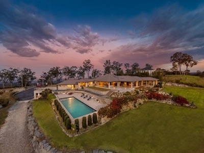 The Panorama-Tallai home, photo 2