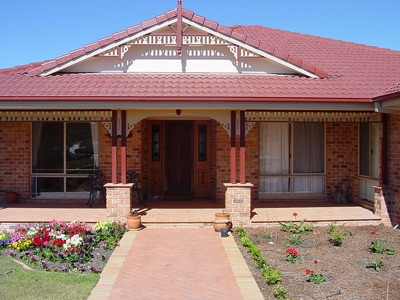 Pepper Tree-Robina home, photo 2