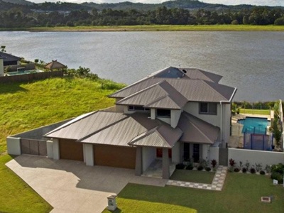 one off waterfront design home, photo 8