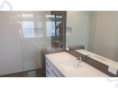 RV Design - Lindsay home — ensuite/bathroom